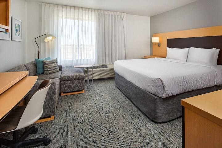TownePlace Suites Garden City