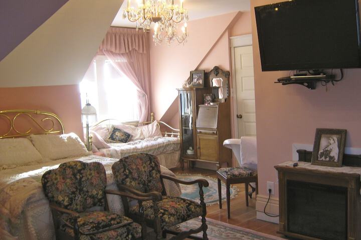 Room 21 of 35