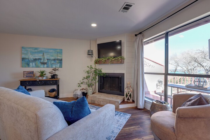 Canyon Lake Vacation Rental w / Lake Views