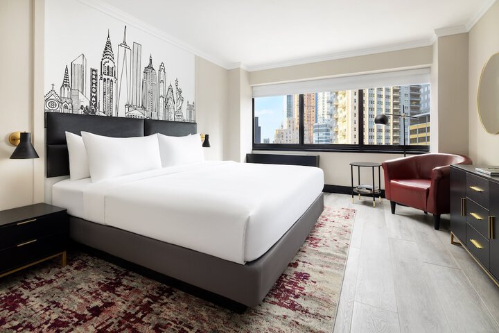 Room 73 of 99