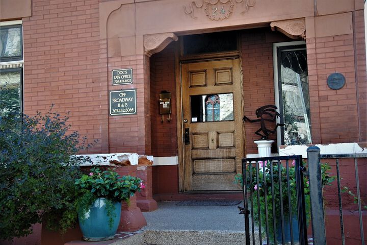 Hotel 4 of 77