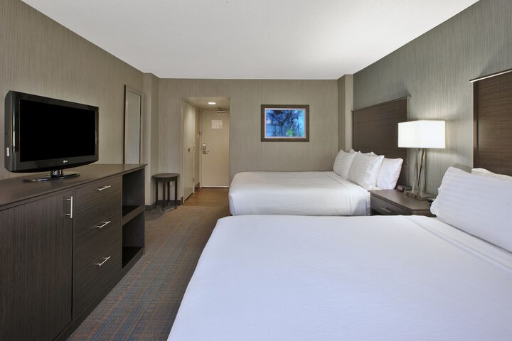 Room 34 of 81