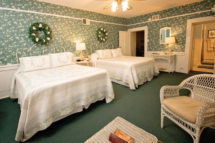 Room 26 of 67