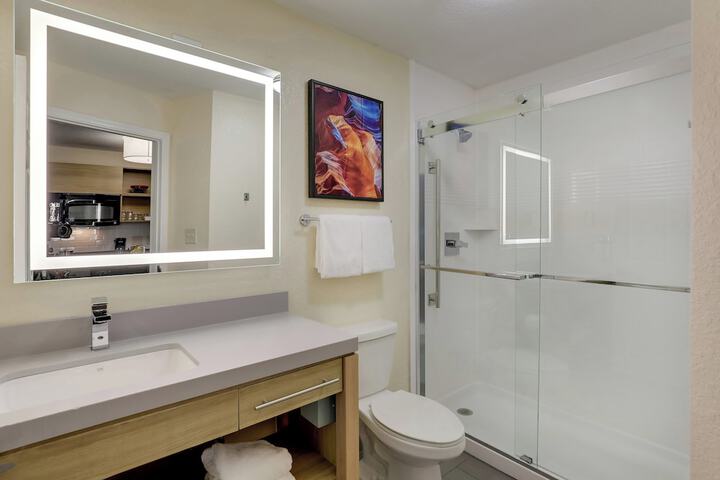 Room 44 of 58