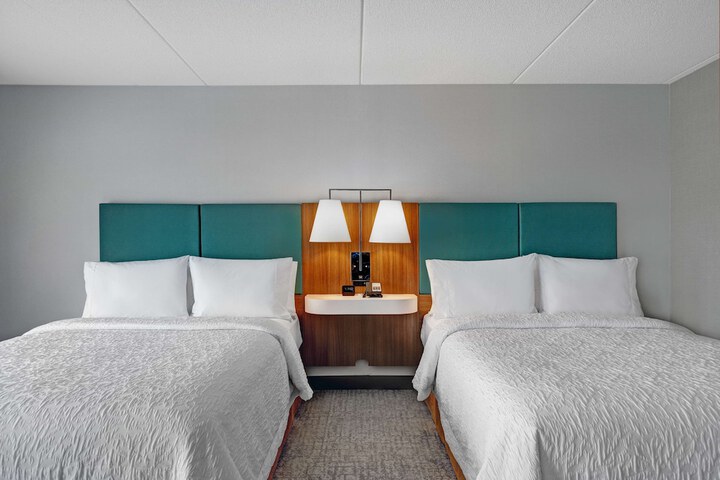 Hampton Inn & Suites by Hilton Belleville