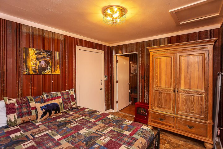 Sasquatch Cabin