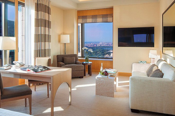 Room 40 of 130