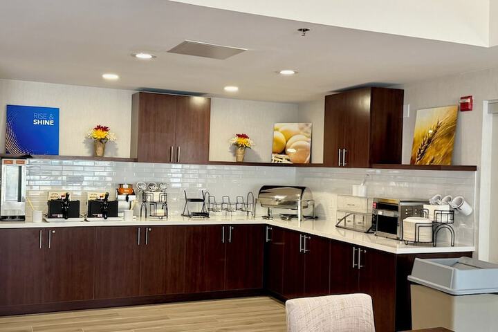 Comfort Inn & Suites Sturbridge - Brimfield