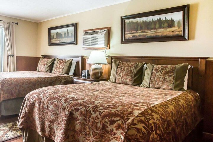 Yellowstone Valley Lodge an Ascend Collection Hotel