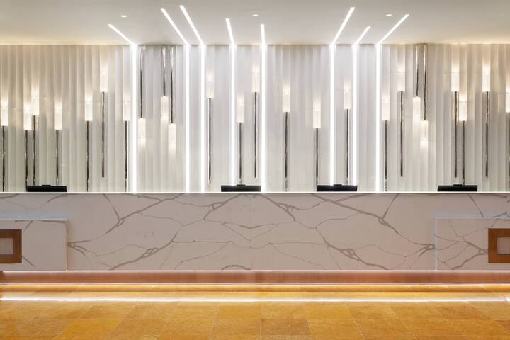 Hotel Interior 63 of 186