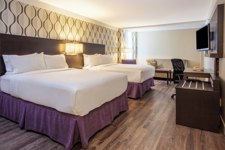 Holiday Inn Toronto - Intl Airport by IHG