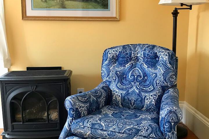 Room 15 of 33