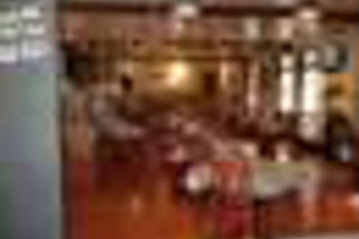 Dining 29 of 44