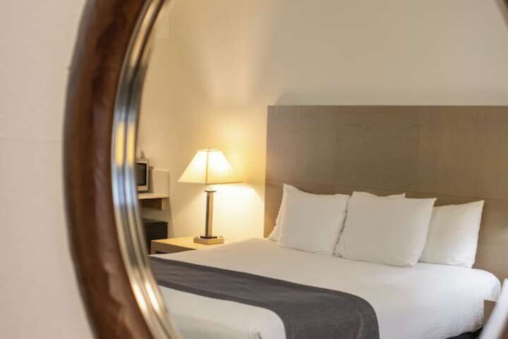 The Tillamook Inn