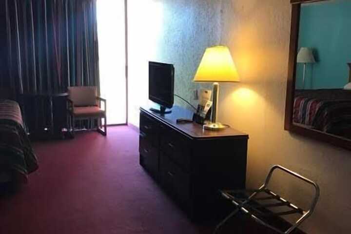 Room 38 of 60