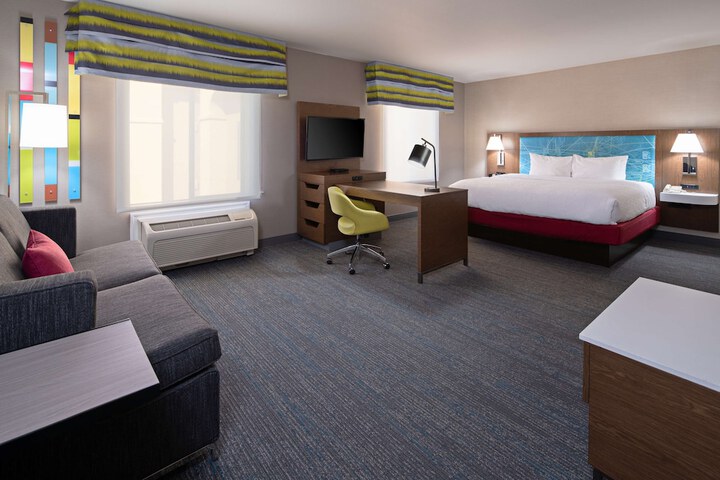 Room 19 of 32