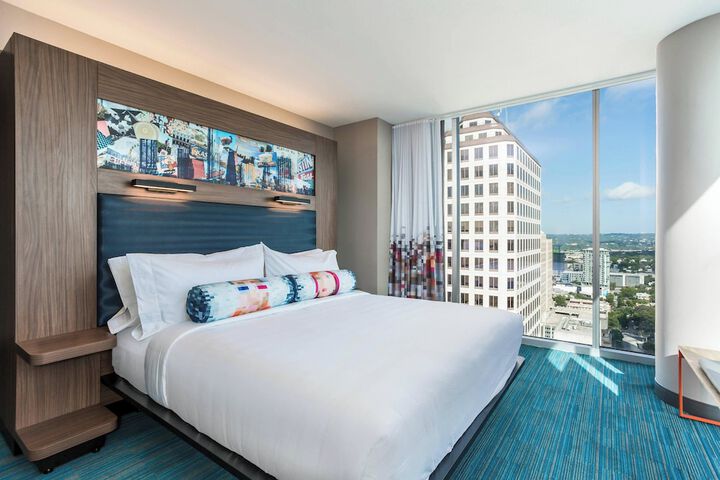 Aloft by Marriott Austin Downtown