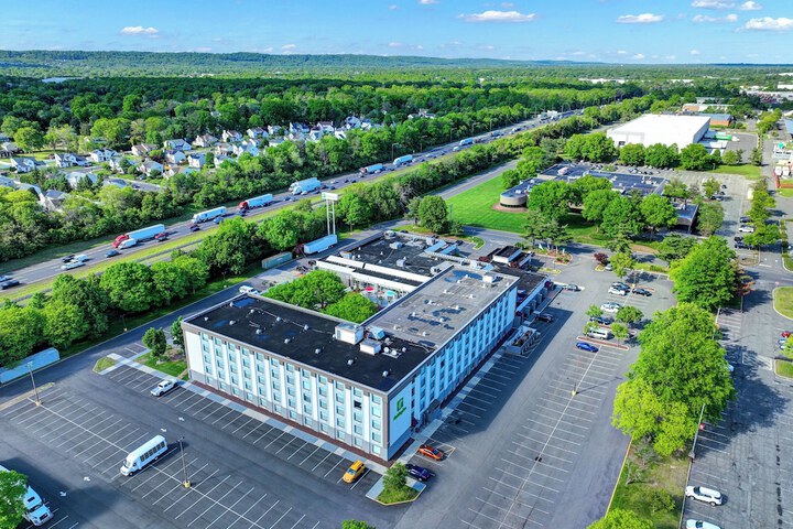 Holiday Inn Piscataway Somerset by IHG