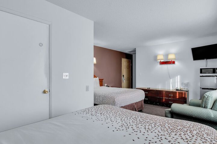 Room 21 of 35