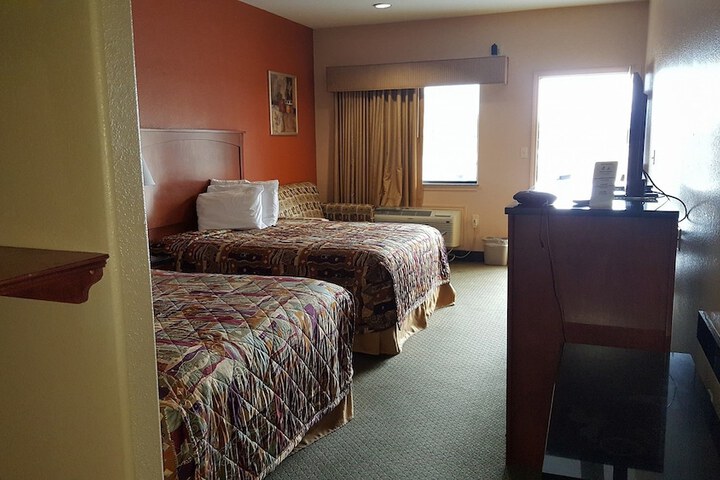 Hotel Interior 5 of 31