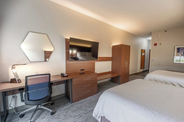 Holiday Inn Express Hotel & Suites a Lake Zurich-Barrington by IHG