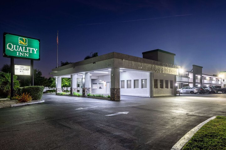 Hotel 6 of 38