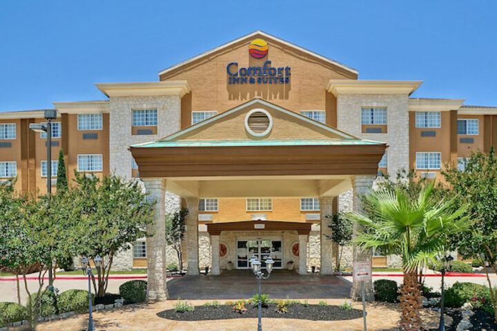 Hotel 4 of 37