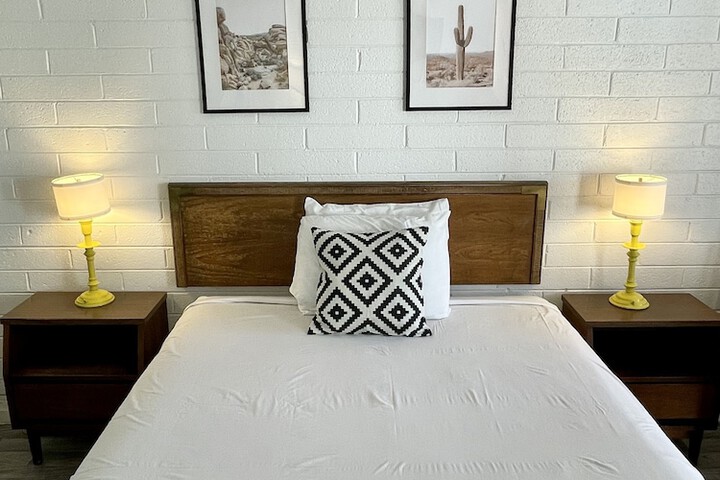 Room 40 of 63