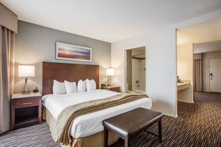 Room 14 of 35