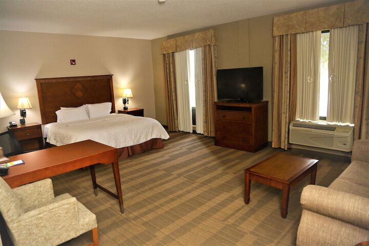 Room 7 of 15