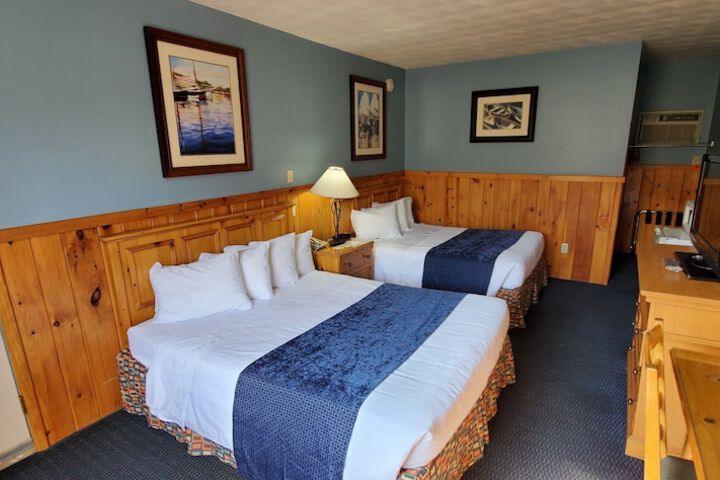 Room 35 of 145