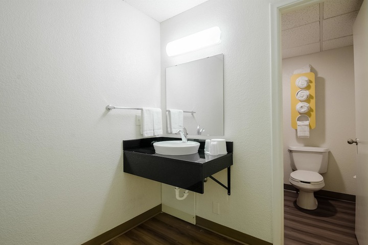 Room 26 of 31