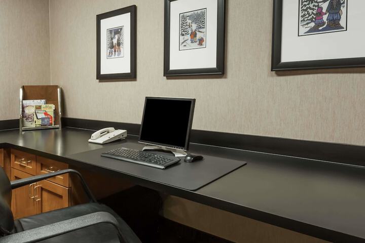 Business Center 20 of 20