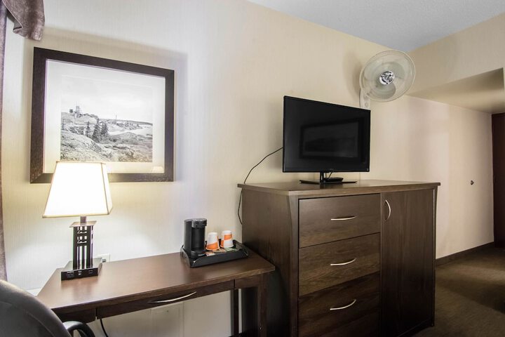 Room 19 of 36
