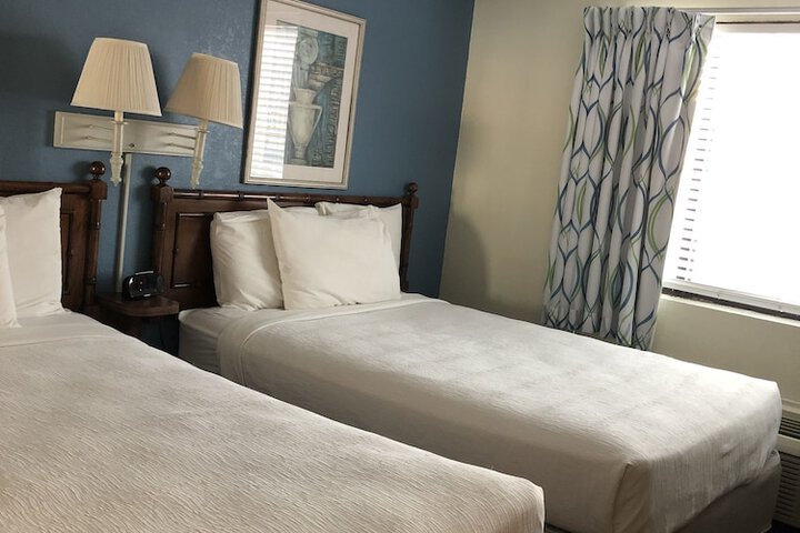 Room 21 of 37
