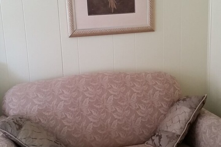 Room 18 of 32