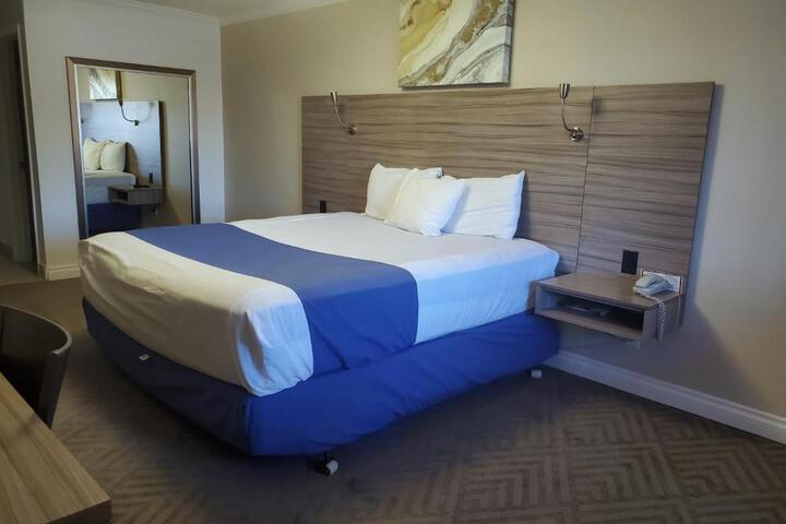 Exchange Club Motel