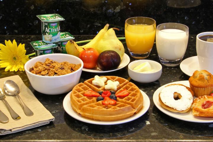 Breakfast/Coffee Service 18 of 22