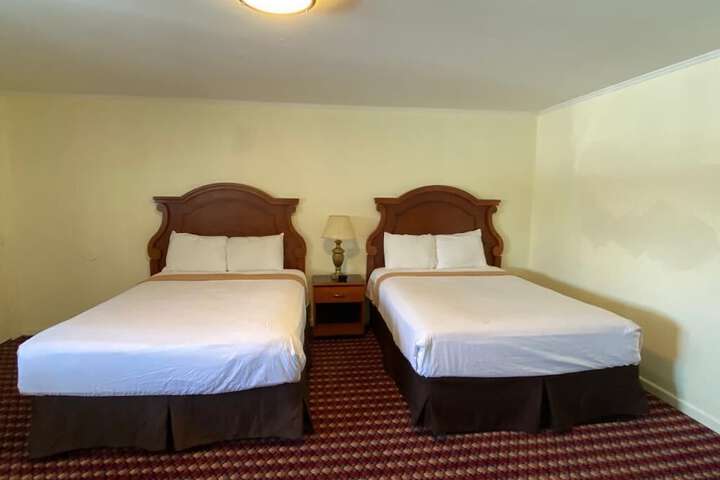 Room 27 of 27