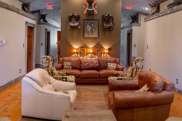 Room 21 of 40