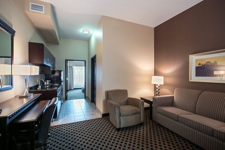 Room 35 of 63