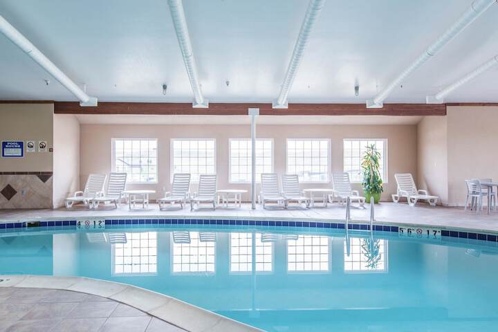 Pool 13 of 71