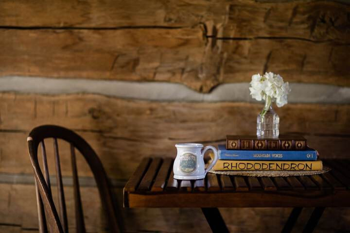 The Mast Farm Inn