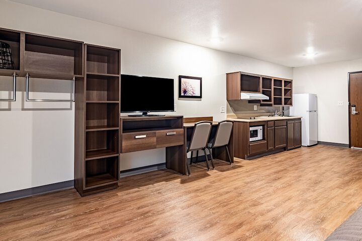 Room 16 of 23