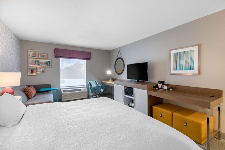 Room 25 of 46