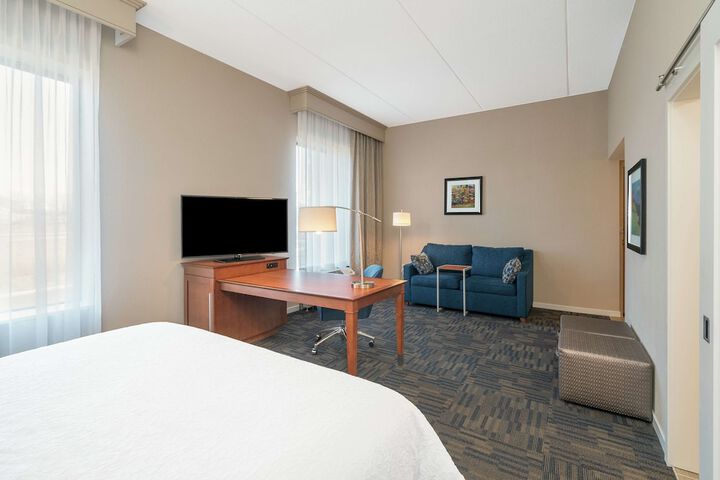 Room 8 of 35