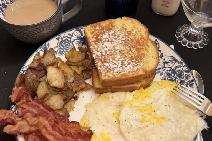 Breakfast/Coffee Service 19 of 19