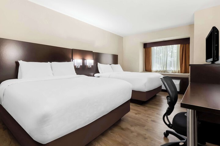 Room 20 of 30