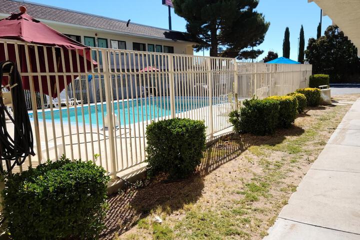 Pool 6 of 22