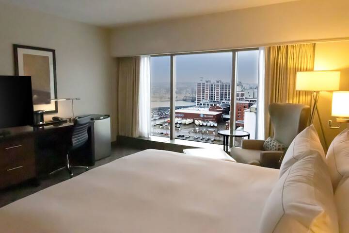 Room 15 of 44